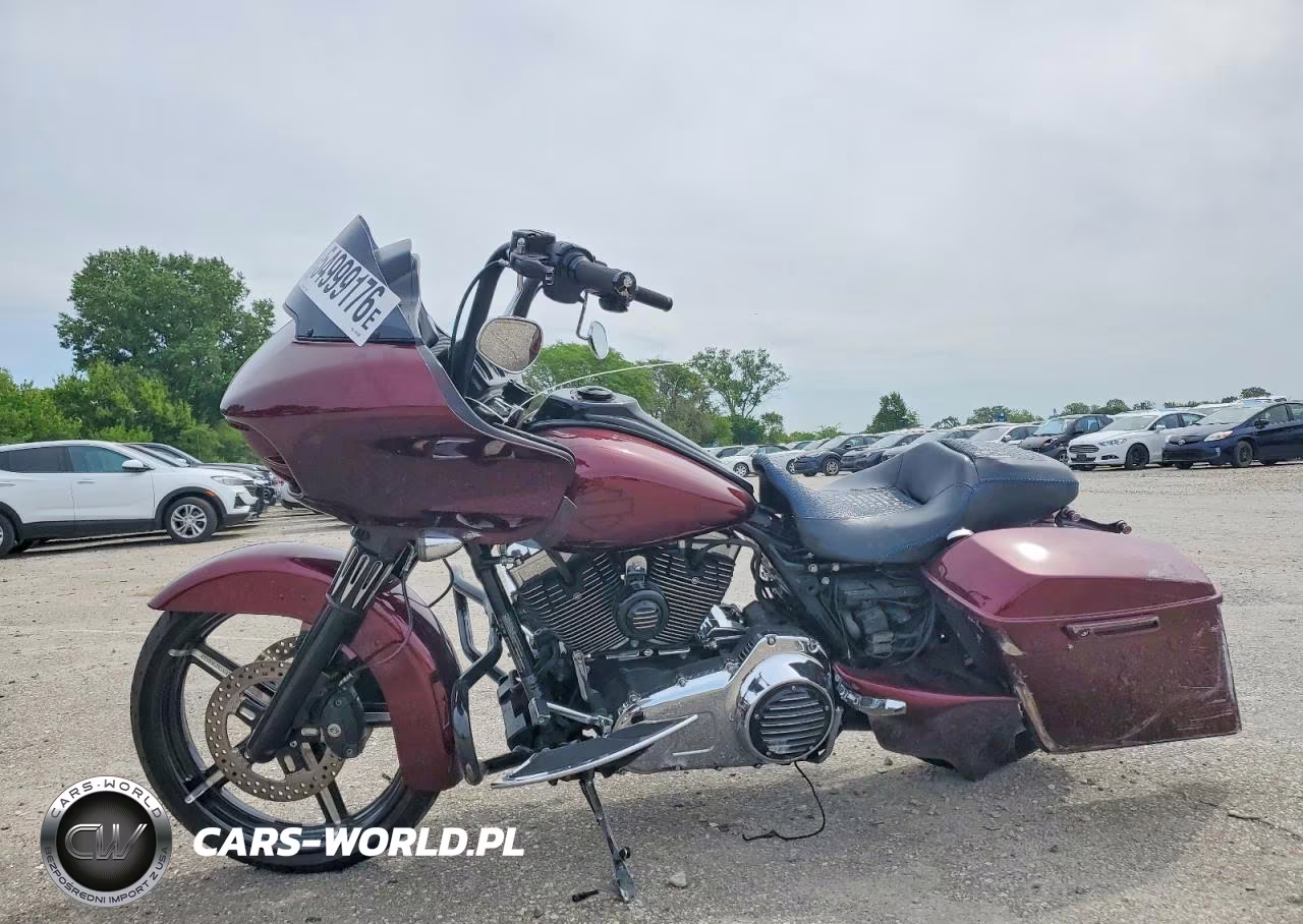 2015 Harley-Davidson Fltrx Road Glide VIN:1HD1KHM1XFB692926 - 3