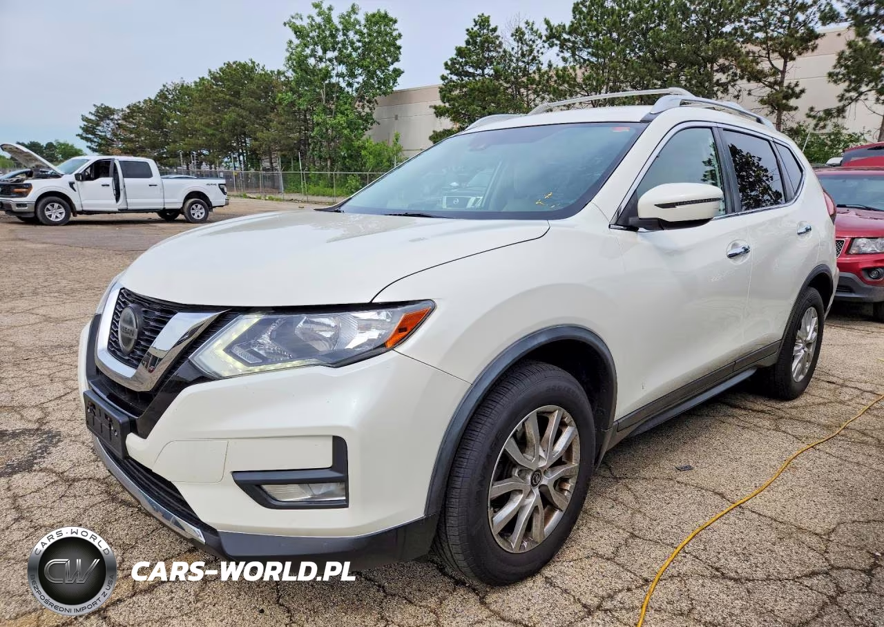 2020 Nissan Rogue Sv