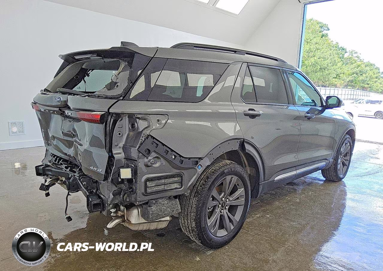 2025 Ford Explorer Active VIN:1FMUK8DH1SGC31795 - 3