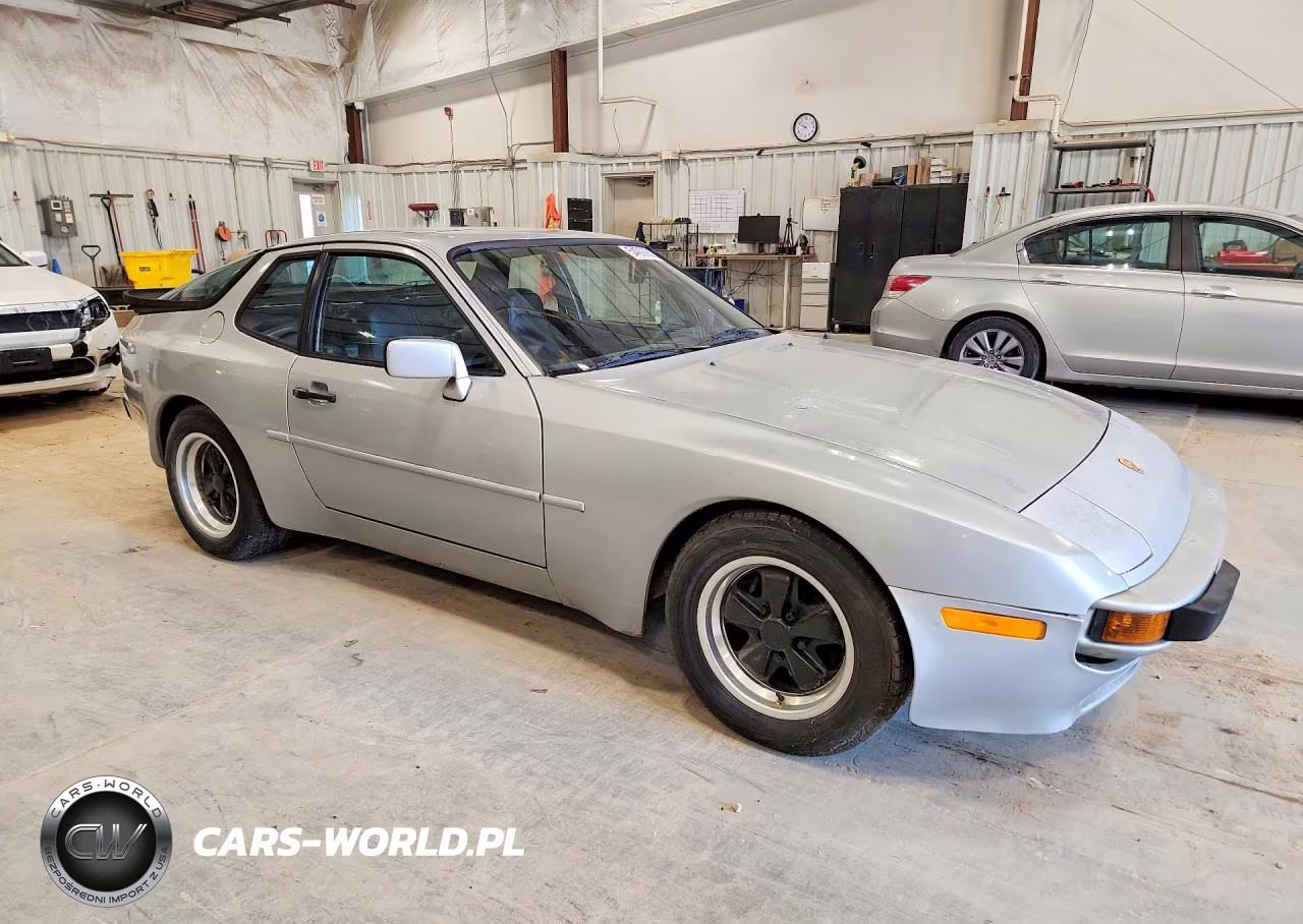1984 Porsche 944 VIN:WP0AA0944EN463227 - 4