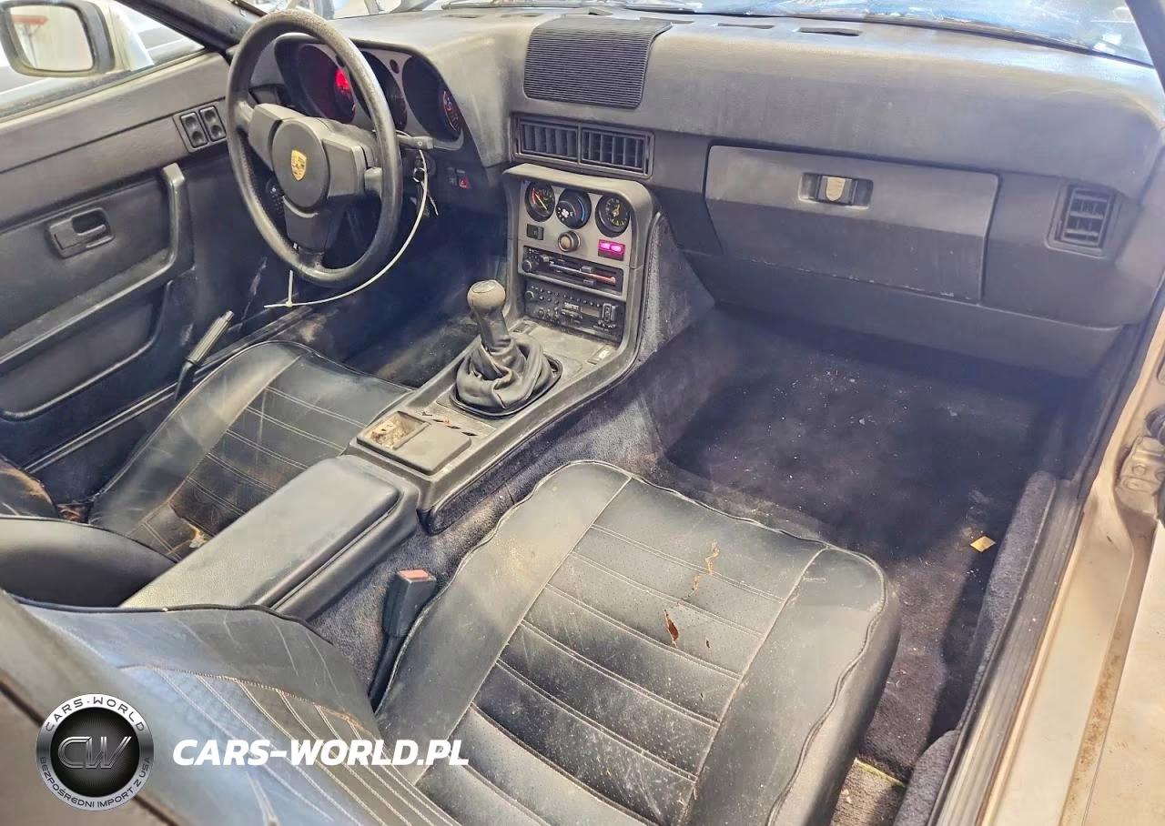 1984 Porsche 944 VIN:WP0AA0944EN463227 - 8