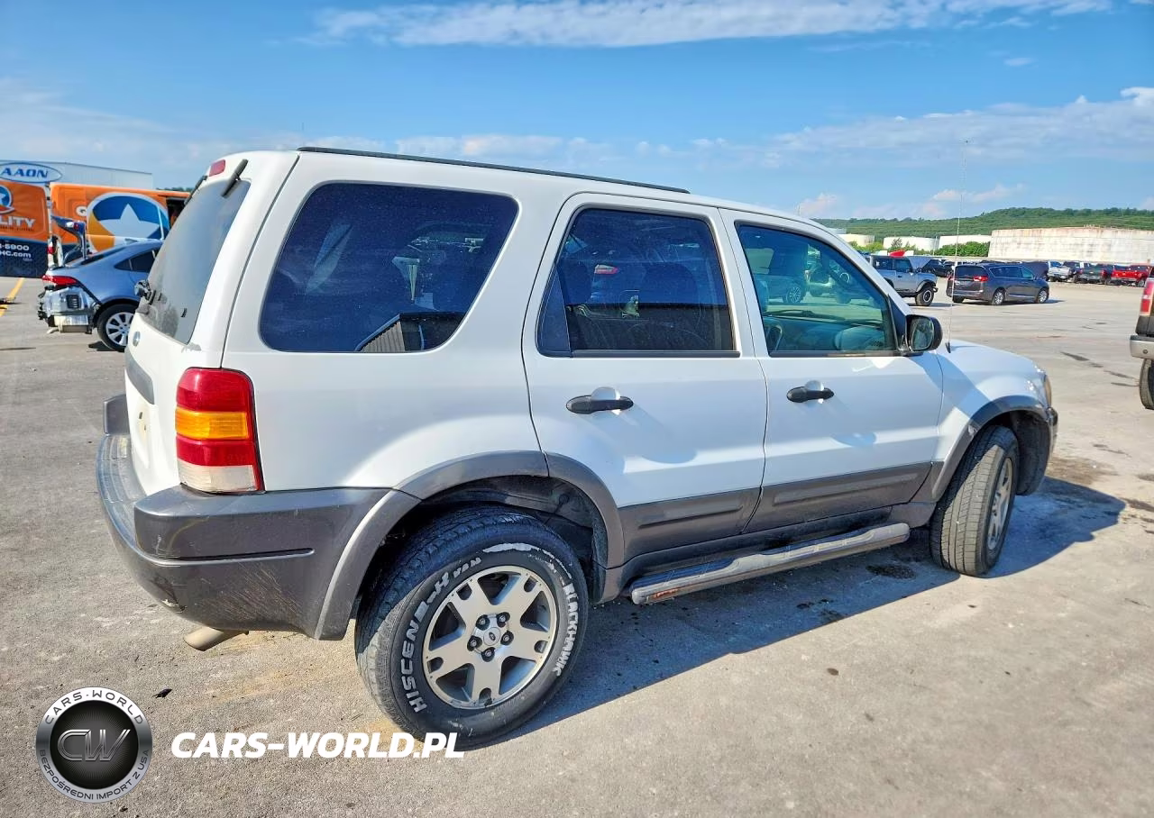 2003 Ford Escape Xlt VIN:1FMYU03163KD98816 - 3