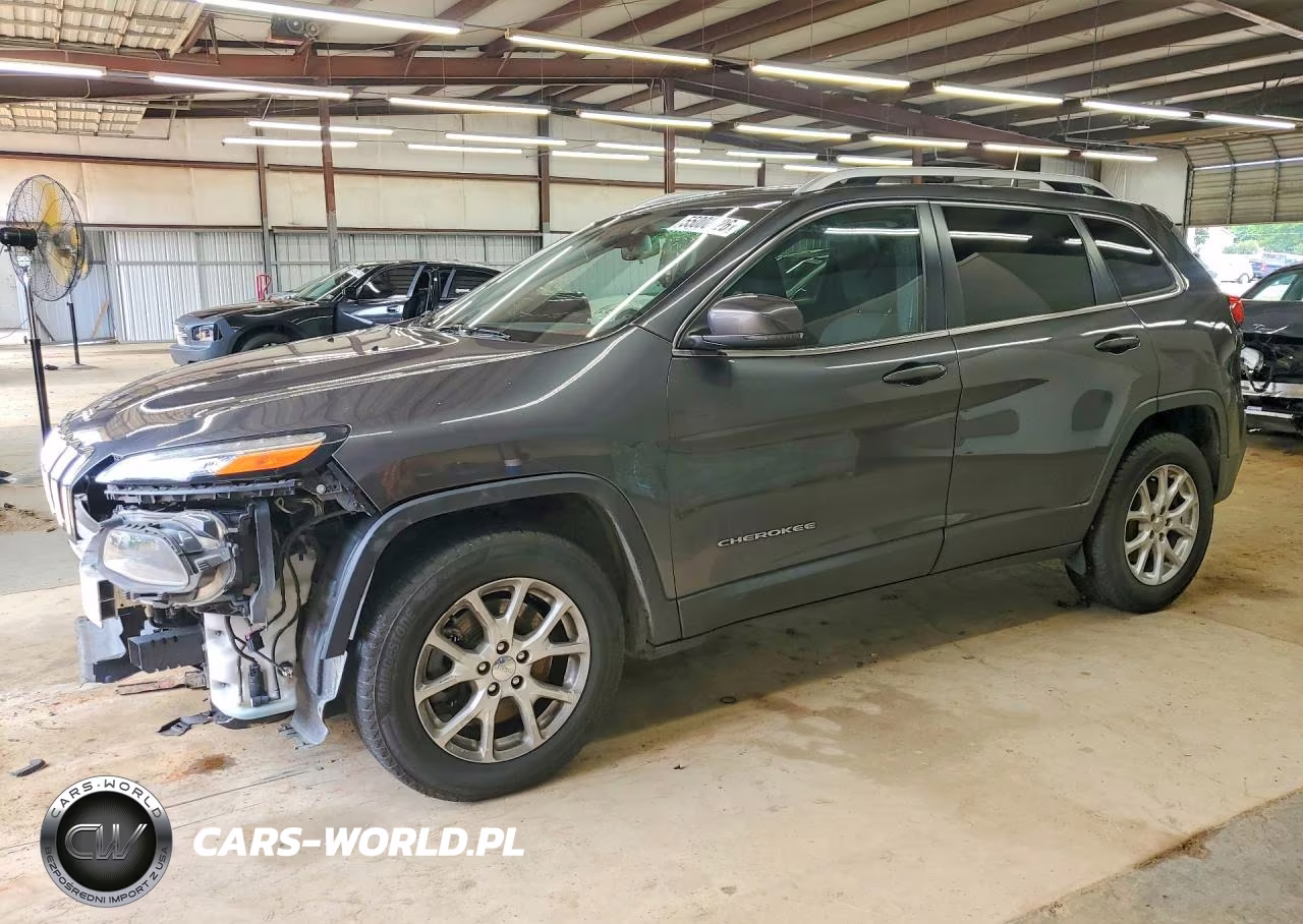 2016 Jeep Cherokee Latitude – zdjęcie 1 z 13