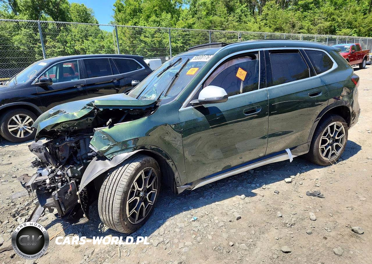 2023 BMW X1 xDrive28I – zdjęcie 1 z 12