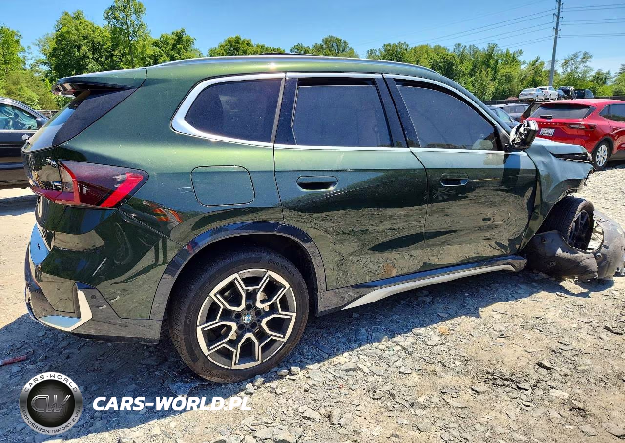 2023 BMW X1 xDrive28I VIN:WBX73EF01P5Y22851 - 3