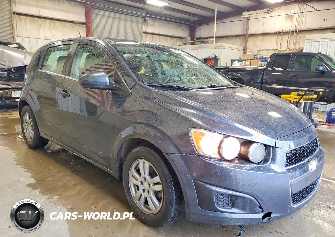 2015 Chevrolet Sonic Lt VIN:1G1JC6SH9F4110458 - 4