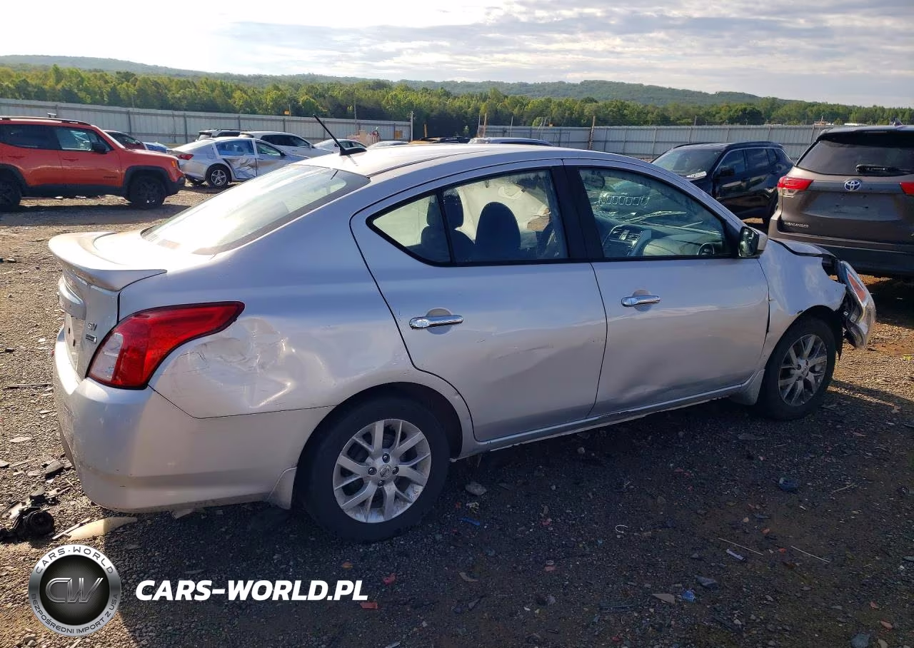 2017 Nissan Versa 1.6 S VIN:3N1CN7AP9HL890521 - 3
