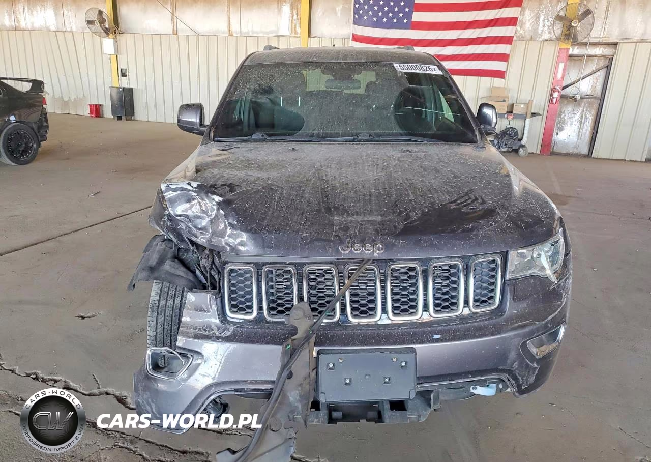 2018 Jeep Grand Cherokee Laredo E 4X4 VIN:1C4RJFAG8JC506436 - 5