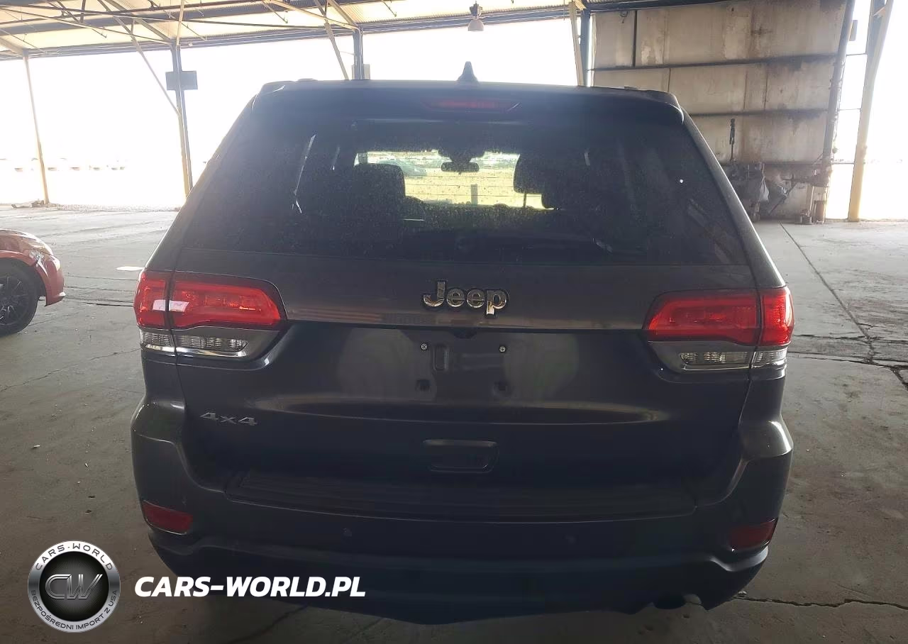 2018 Jeep Grand Cherokee Laredo E 4X4 VIN:1C4RJFAG8JC506436 - 6