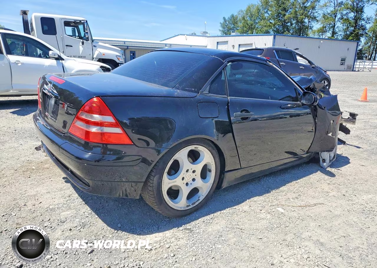 2000 Mercedes-Benz Slk 230 Kompressor VIN:WDBKK47F2YF158514 - 3