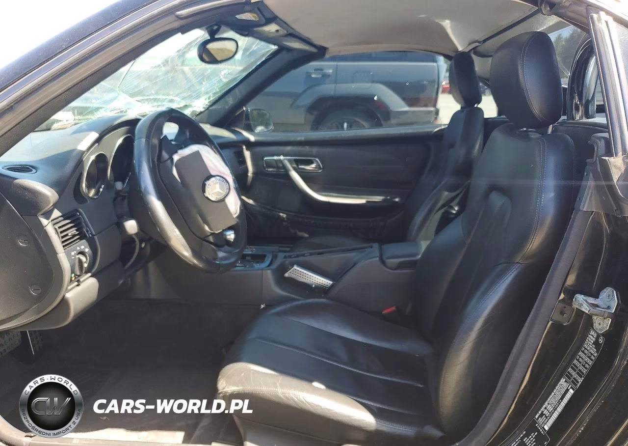 2000 Mercedes-Benz Slk 230 Kompressor VIN:WDBKK47F2YF158514 - 7