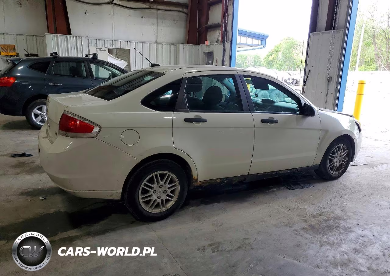 2011 Ford Focus Se VIN:1FAHP3FN0BW198281 - 3