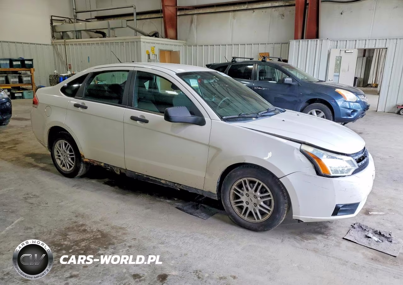 2011 Ford Focus Se VIN:1FAHP3FN0BW198281 - 4