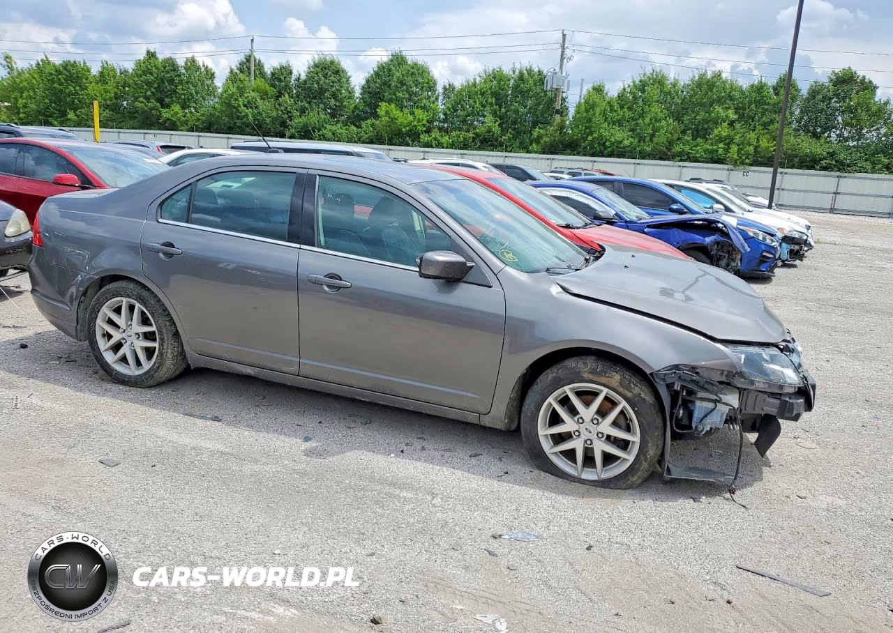 2010 Ford Focus VIN:3FAHP0JG4AR350331 - 4