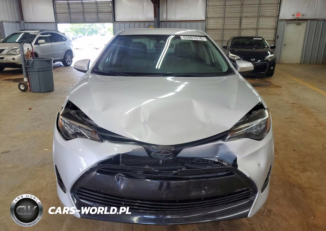 2019 Toyota Corolla Le VIN:2T1BURHE6KC152617 - 5