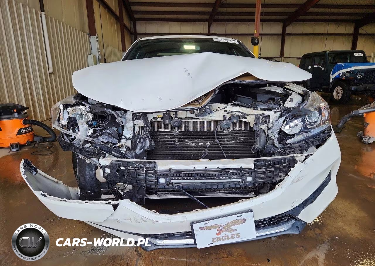 2017 Honda Accord Sport VIN:1HGCR2F55HA116352 - 5