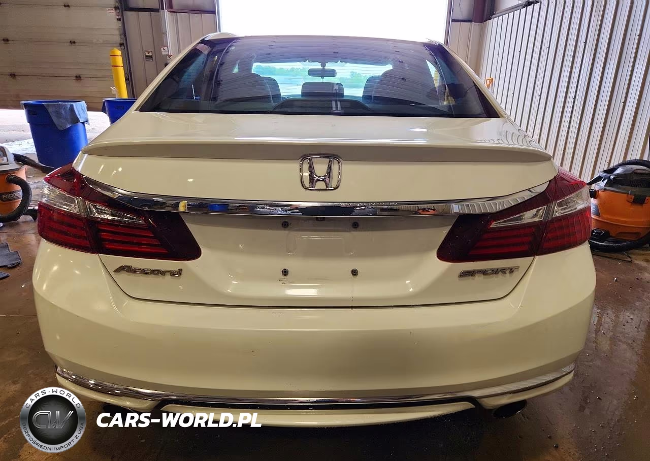 2017 Honda Accord Sport VIN:1HGCR2F55HA116352 - 6