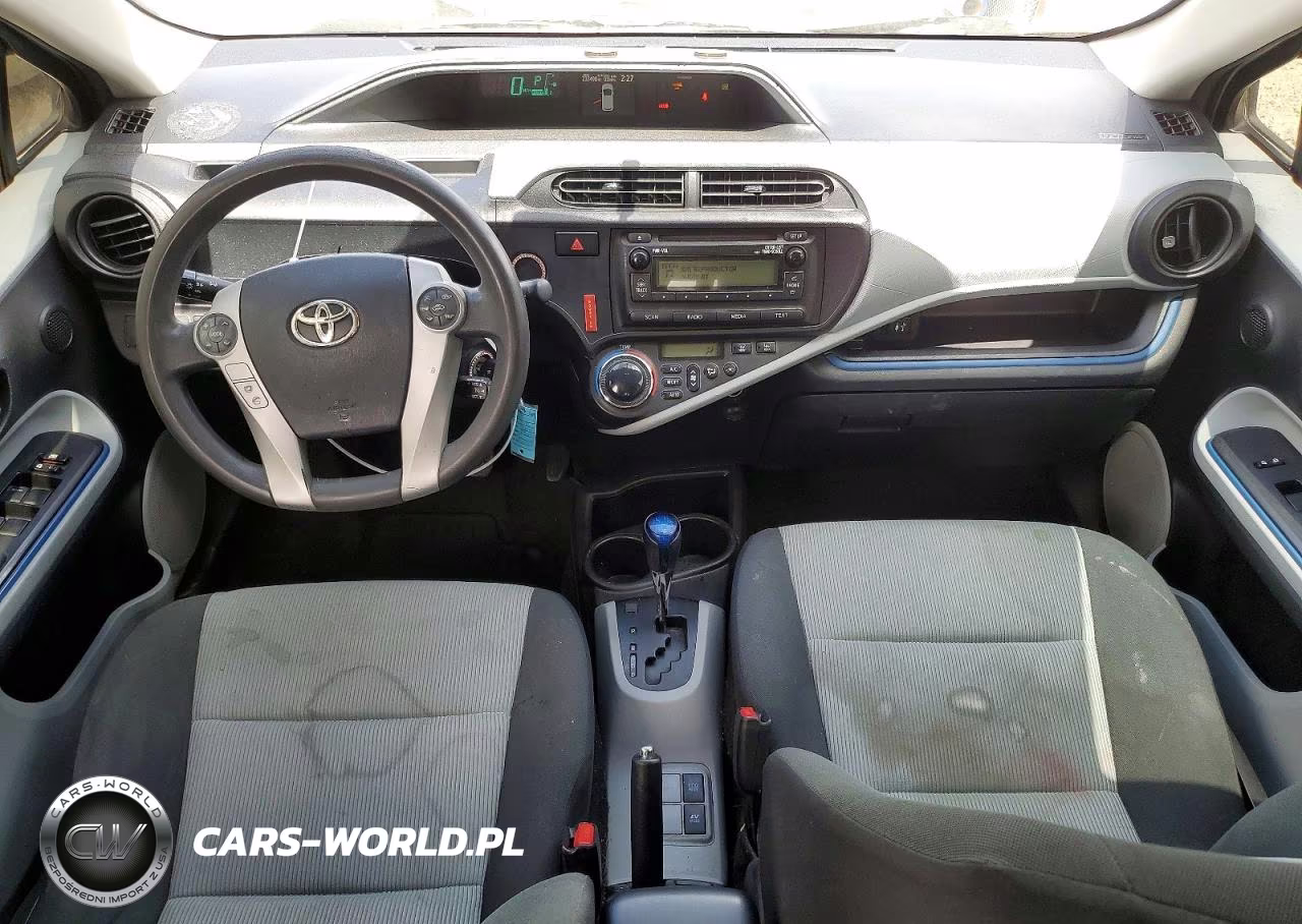 2012 Toyota Prius C Two VIN:JTDKDTB38C1002759 - 8