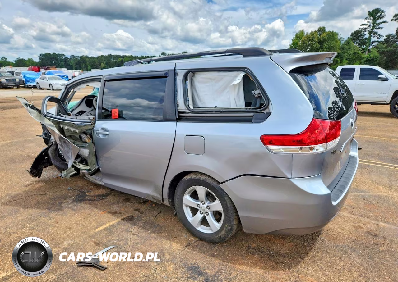 2011 Toyota Sienna Le VIN:5TDKK3DC0BS060188 - 2