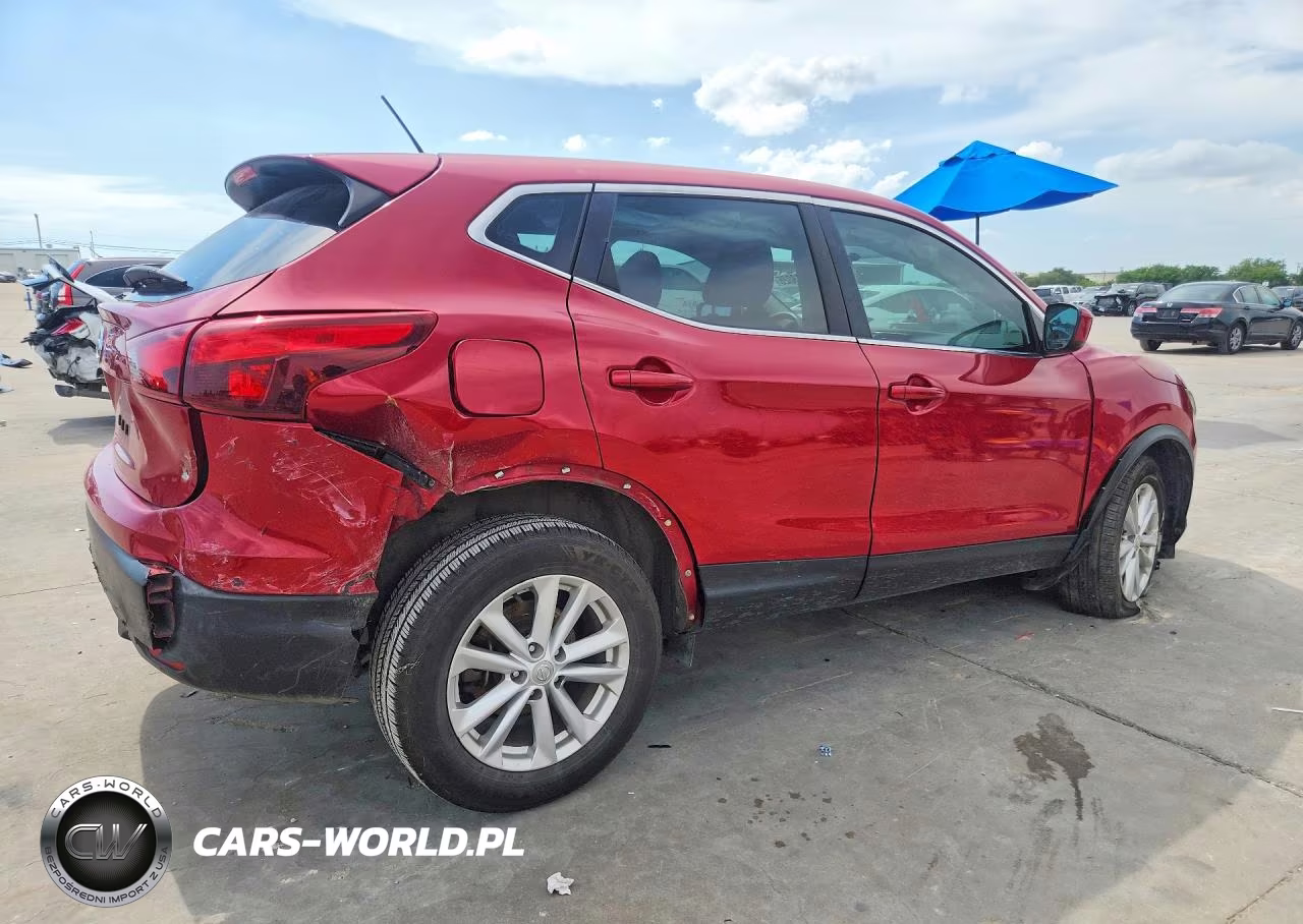 2017 Nissan Rogue Sport S VIN:JN1BJ1CP6HW034105 - 3