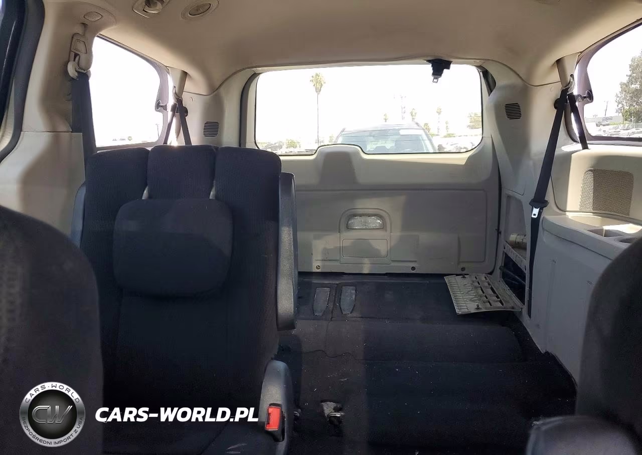 2012 Dodge Grand Caravan Sxt VIN:2C4RDGCG8CR231588 - 10