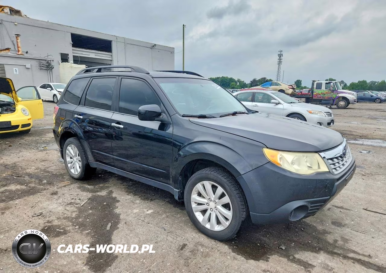 2012 Subaru Forester 2.5X Premium VIN:JF2SHADC3CH423190 - 4