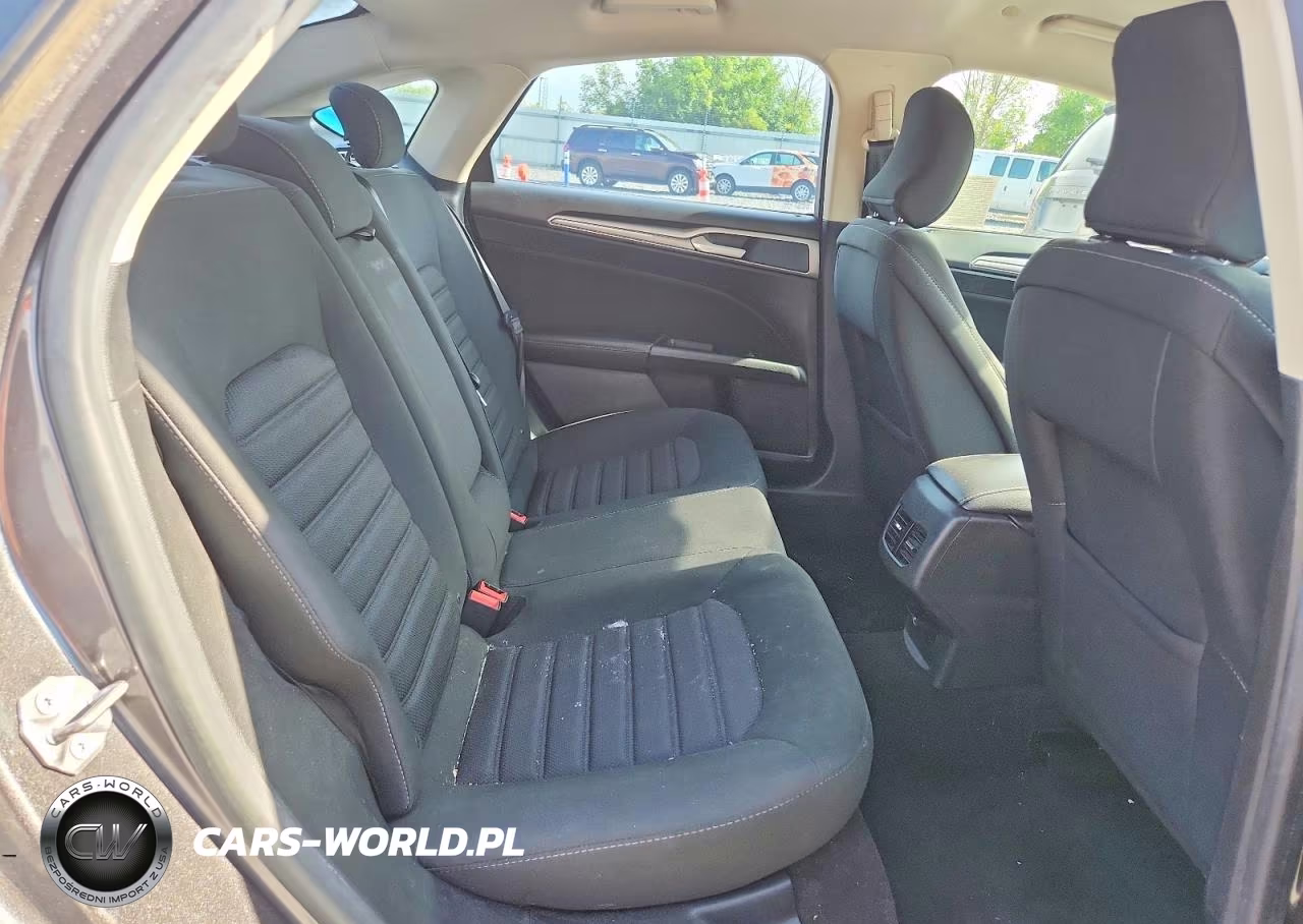 2018 Ford Fusion Se Hybrid VIN:3FA6P0LU7JR274534 - 10