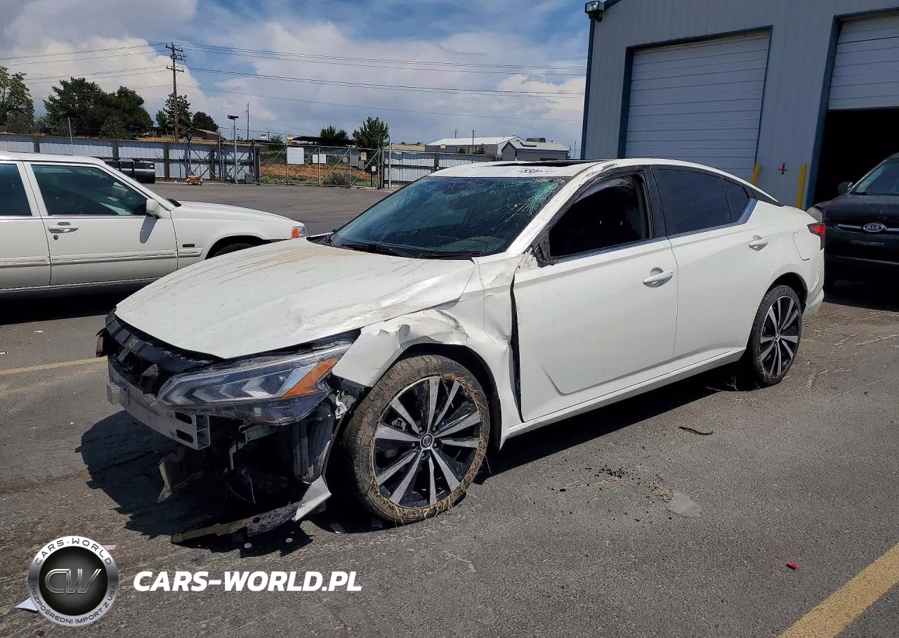2020 Nissan Altima Sr – zdjęcie 1 z 12