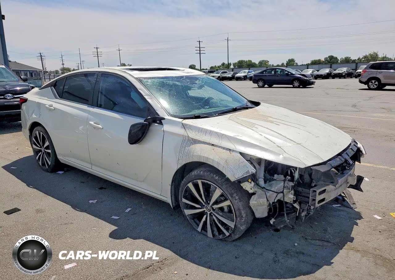 2020 Nissan Altima Sr VIN:1N4BL4CW3LC275135 - 4