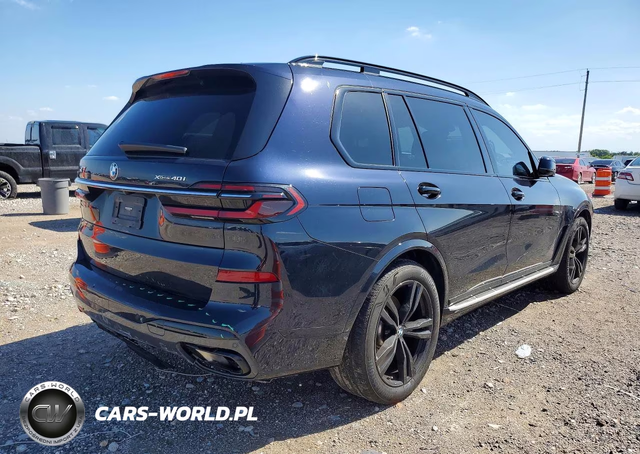 2023 BMW X7 xDrive40I VIN:5UX23EM02P9P36482 - 3