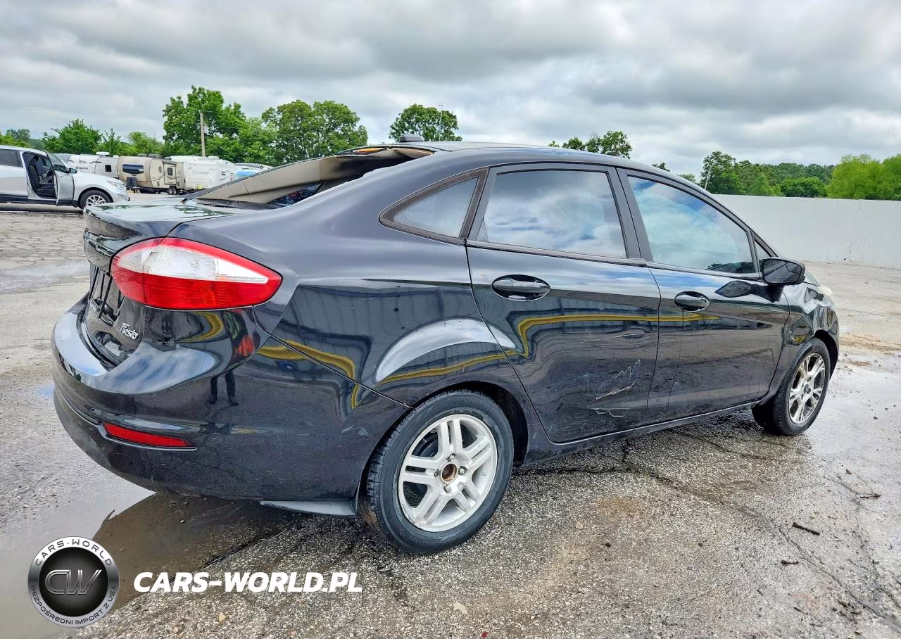 2015 Ford Fiesta Se VIN:3FADP4BJXFM219358 - 3
