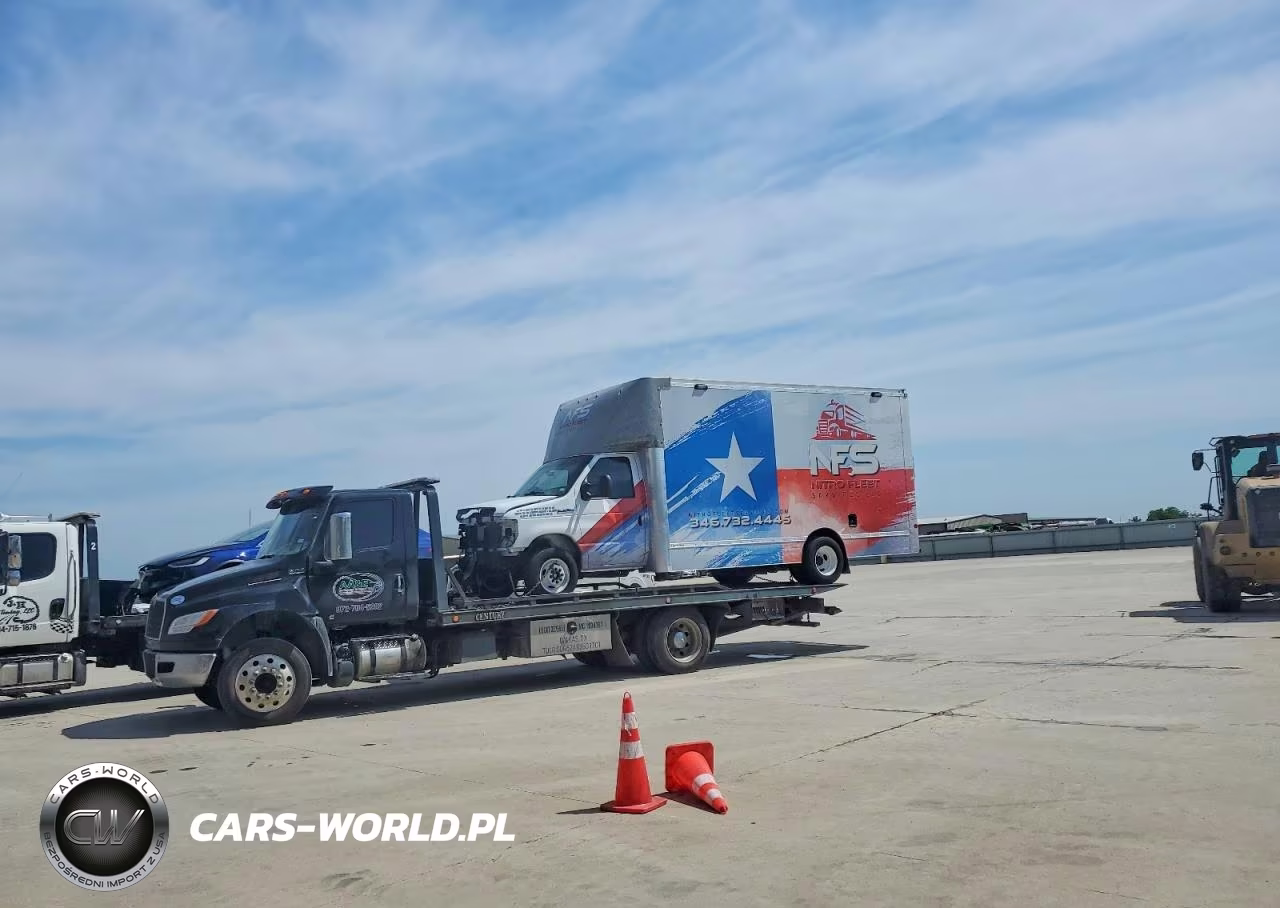 2024 Ford E450 Delivery Truck VIN:1FDXE4FN2RDD07794 - 11