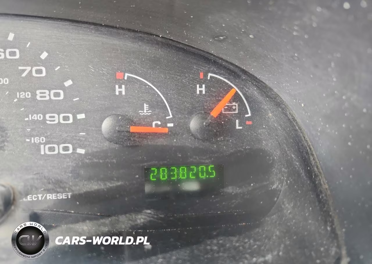 2007 Ford E250 Delivery Van VIN:1FTNE24W77DB28370 - 9