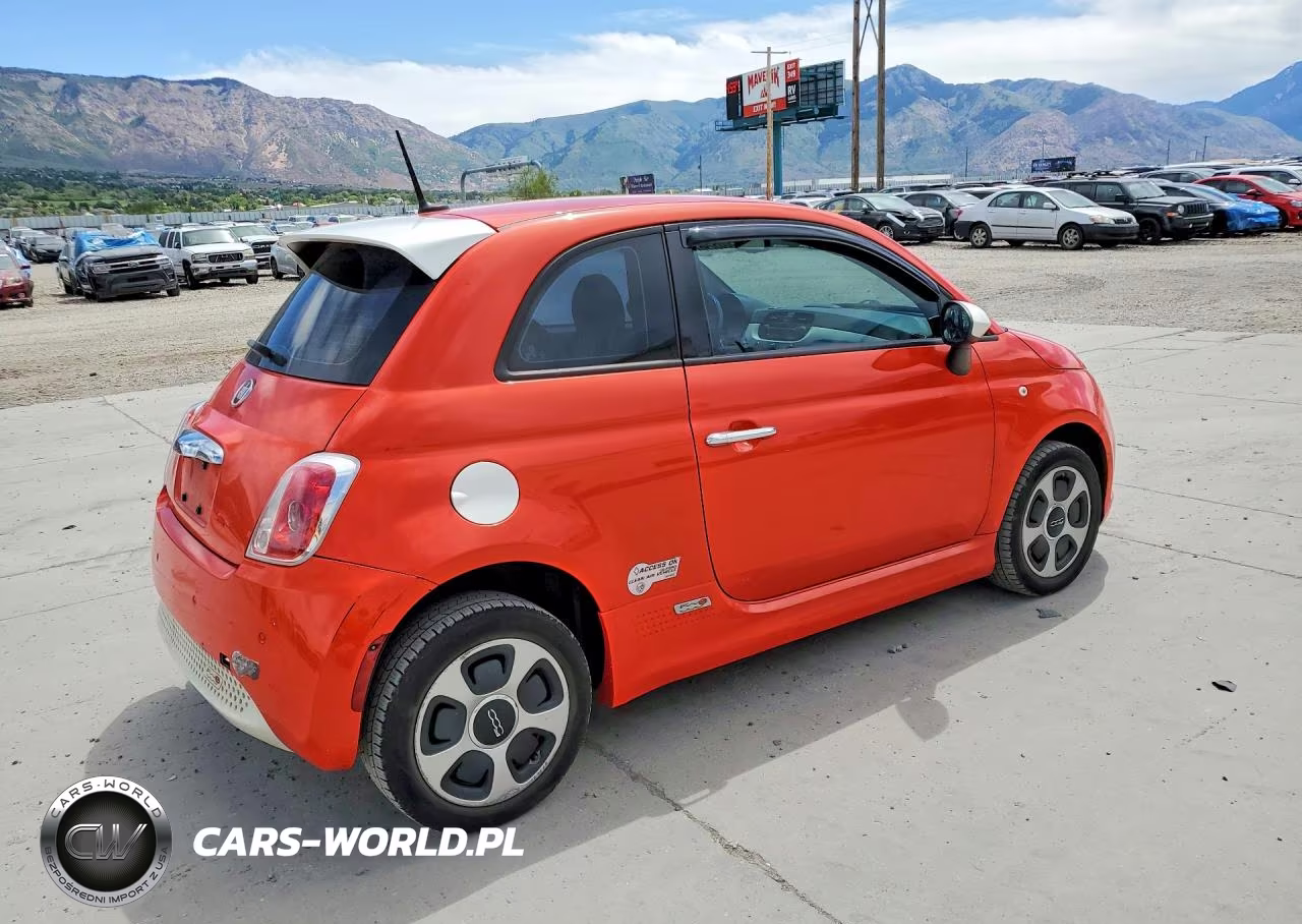 2014 Fiat 500 Electric VIN:3C3CFFGE2ET173632 - 3