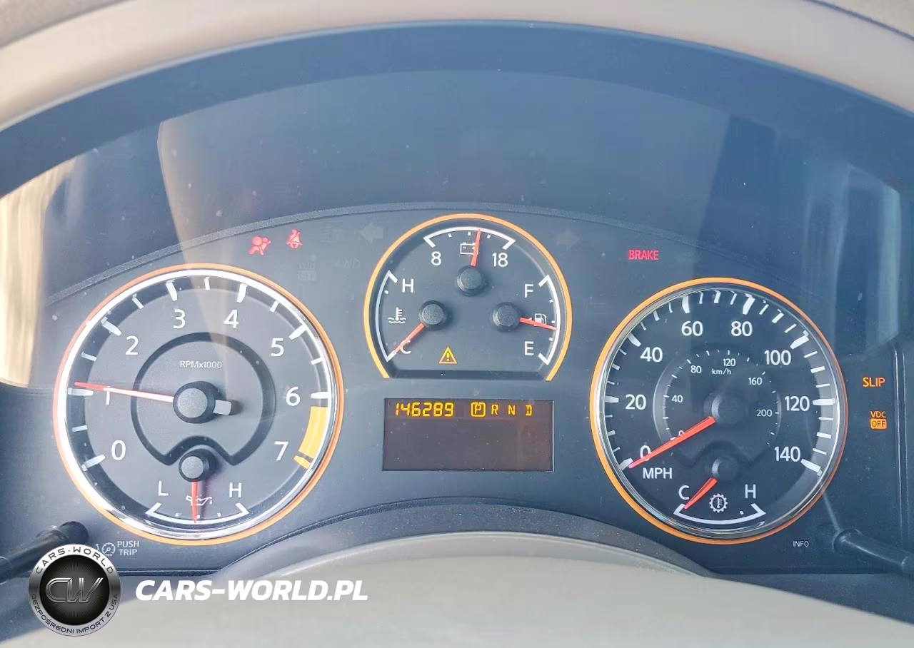 2011 Nissan Armada Platinum VIN:5N1AA0NF8BN608106 - 9