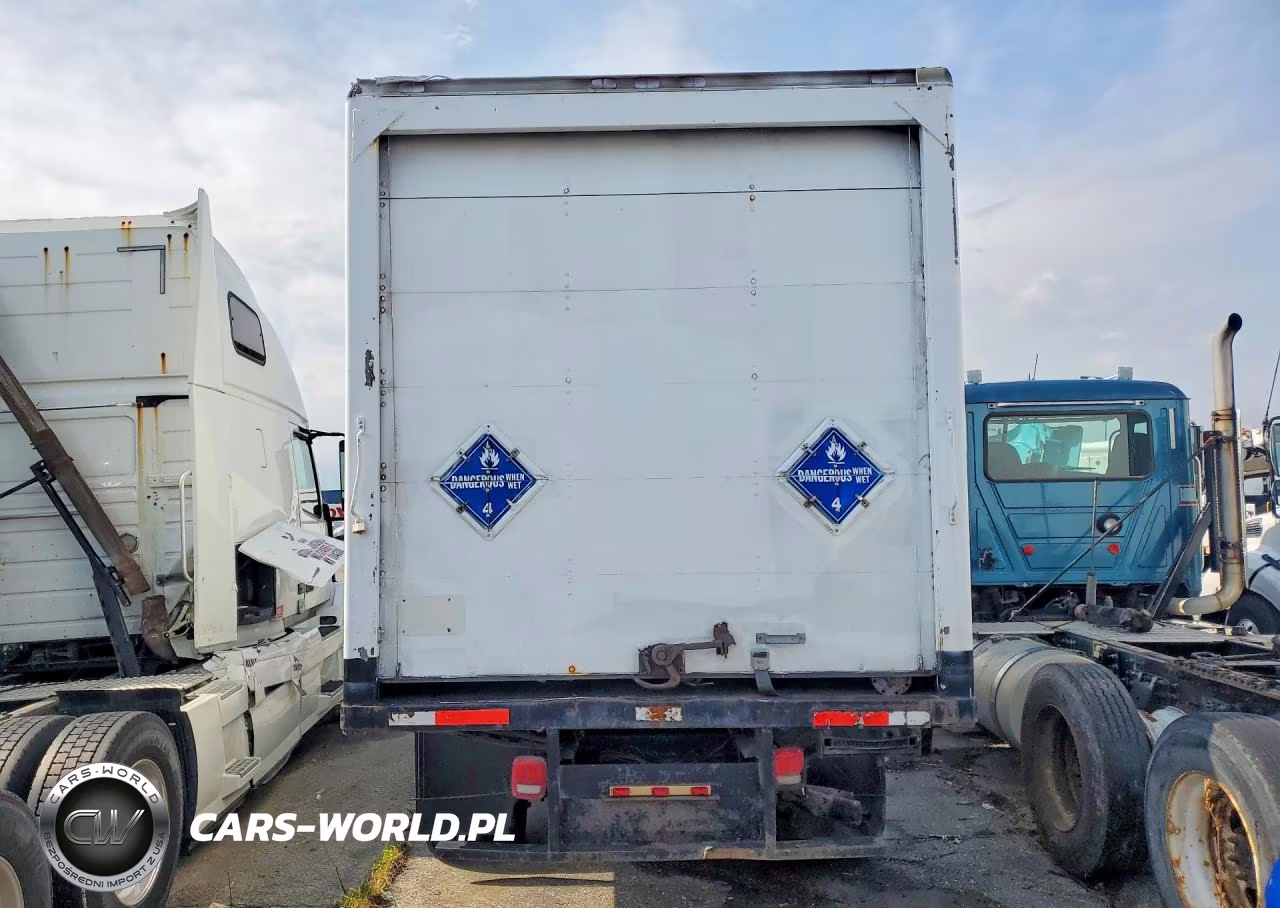 2012 Ford F550 Super Duty VIN:1FDUF5GT8CEB42810 - 11