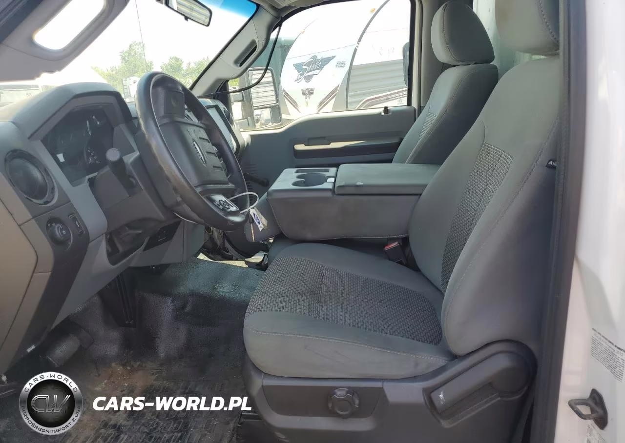 2012 Ford F550 Super Duty VIN:1FDUF5GT8CEB42810 - 13