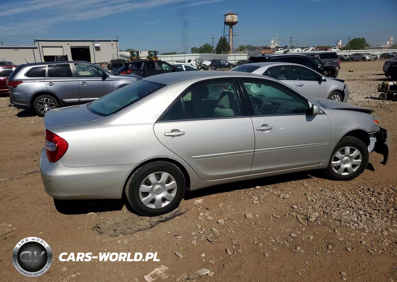 2004 Toyota Camry Le VIN:4T1BE32K04U380171 - 3