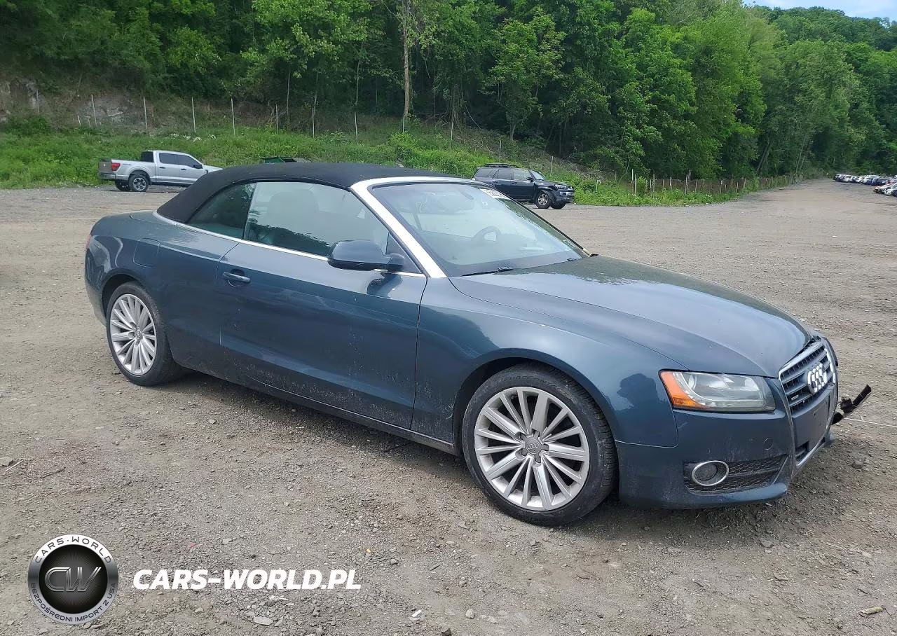 2010 Audi A5 Premium Plus VIN:WAULFAFH8AN026071 - 4