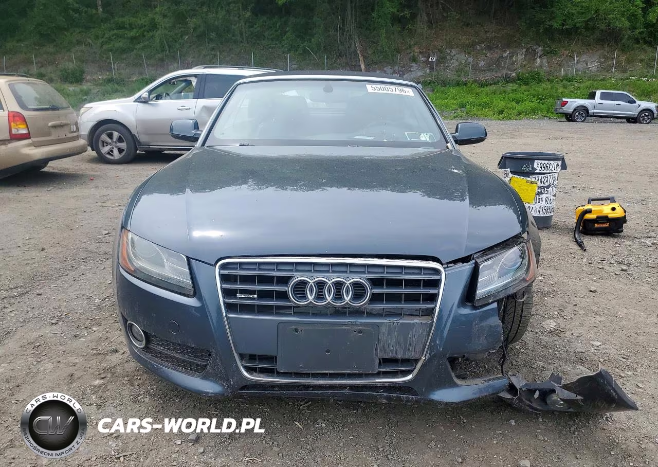 2010 Audi A5 Premium Plus VIN:WAULFAFH8AN026071 - 5