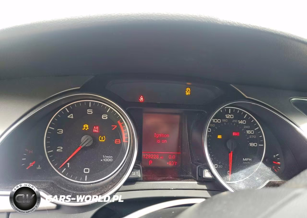 2010 Audi A5 Premium Plus VIN:WAULFAFH8AN026071 - 9