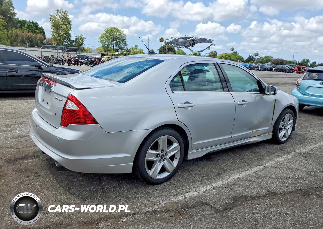 2010 Ford Fusion Sport VIN:3FAHP0KC2AR263488 - 3