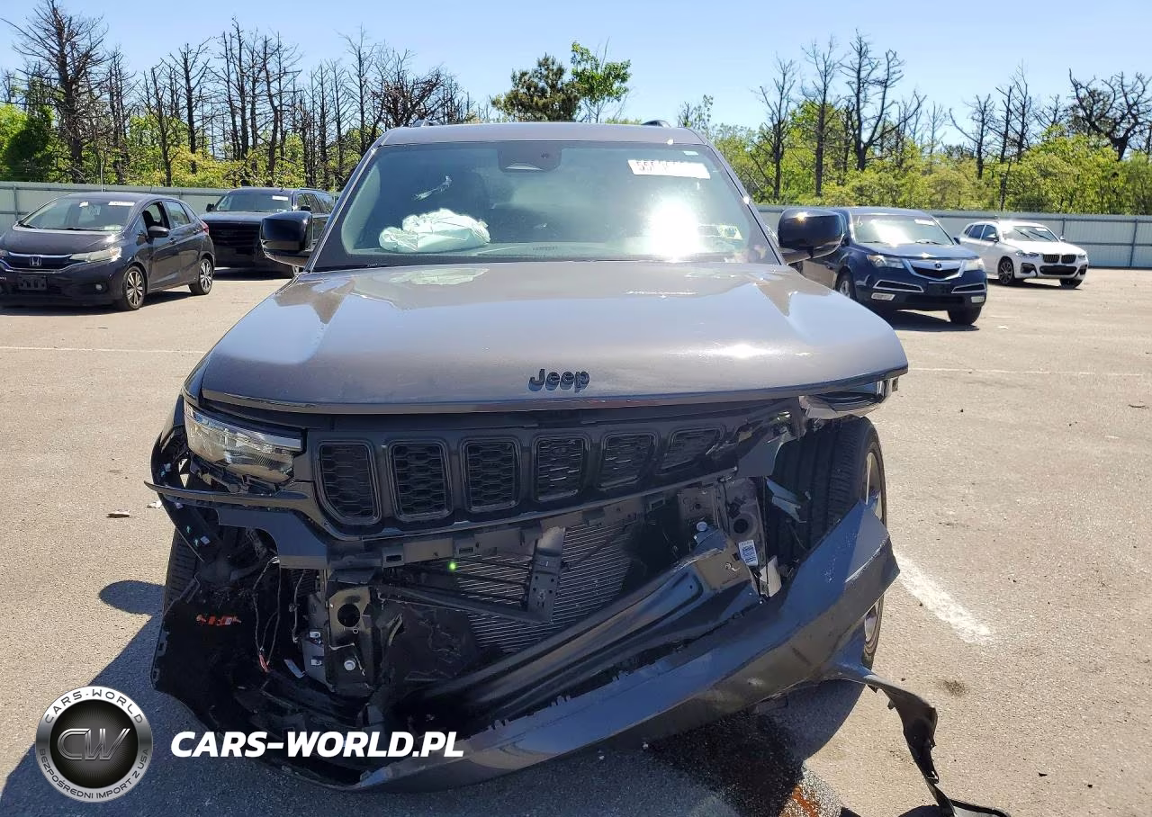 2025 Jeep Grand Cherokee Laredo VIN:1C4RJHAG2SC319495 - 5