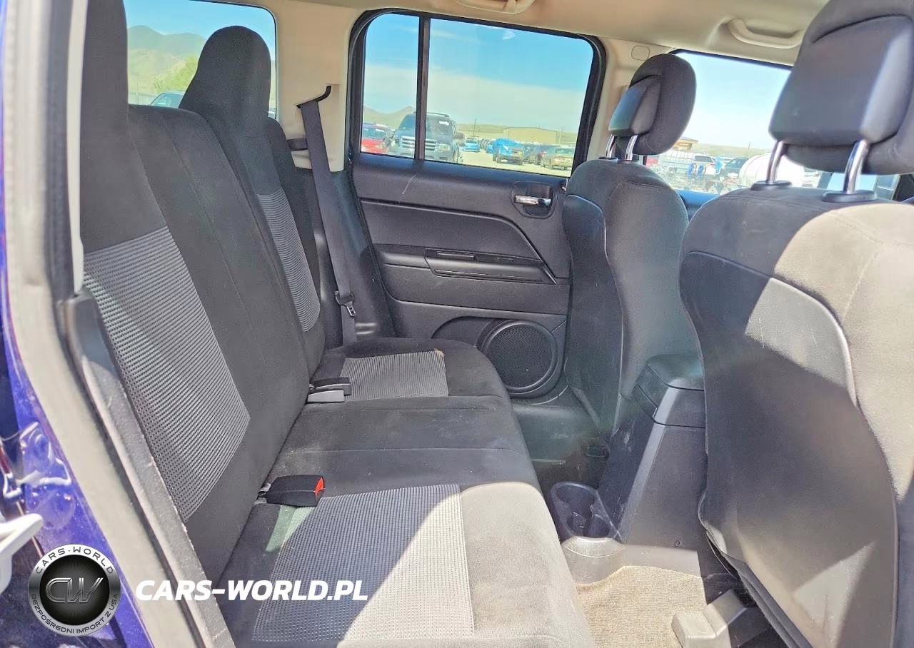 2016 Jeep Patriot Sport VIN:1C4NJRBB5GD512006 - 10