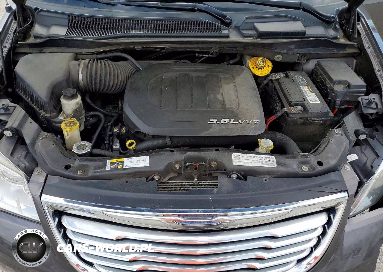 2016 Chrysler Town & Country Touring VIN:2C4RC1BG6GR112901 - 12