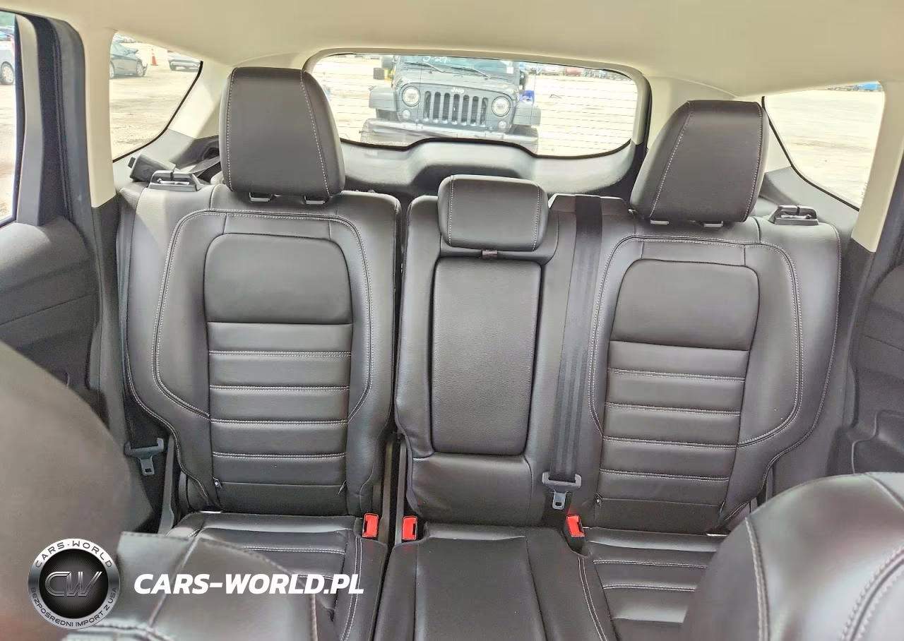 2017 Ford Escape Titanium VIN:1FMCU0JD3HUD34526 - 10
