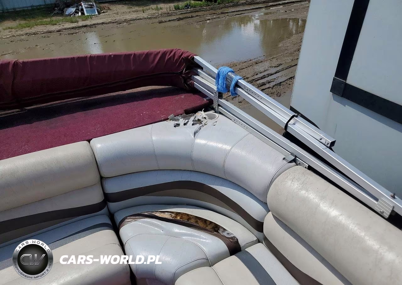 1989 Lowe Pontoon VIN:4PGHP26251L010187 - 9