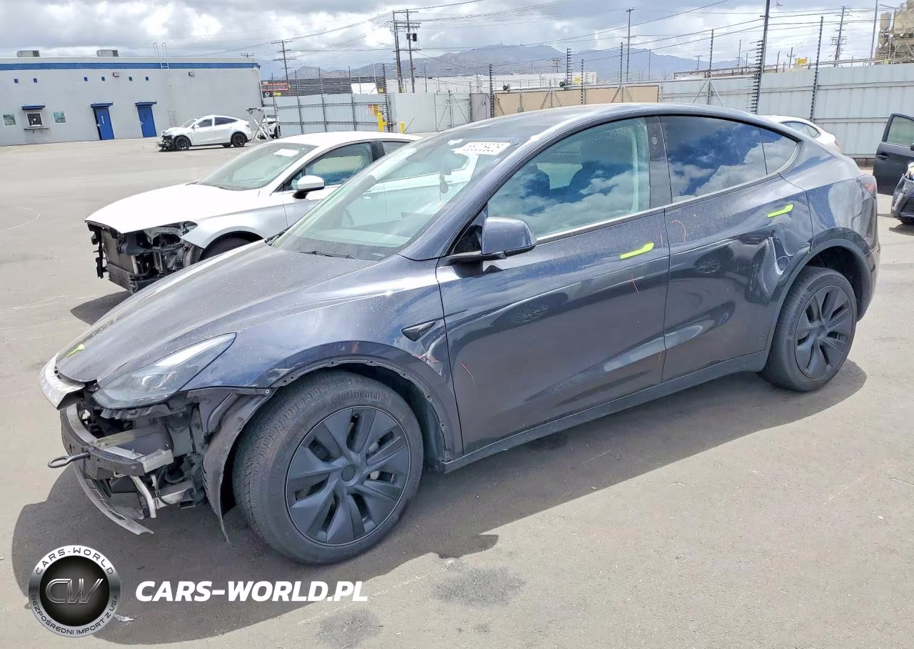 2024 Tesla Model Y – zdjęcie 1 z 13