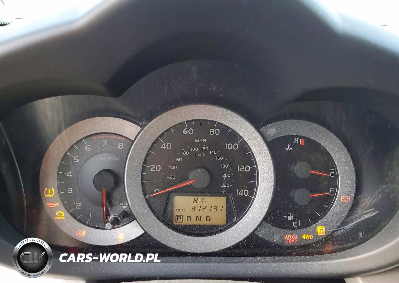 2009 Toyota Rav4 Base VIN:JTMBF33V195000640 - 9