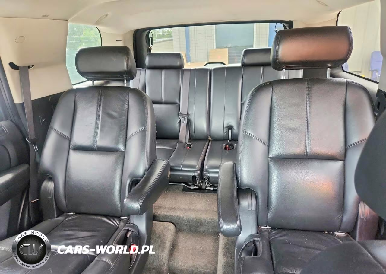 2007 Chevrolet Tahoe K1500 VIN:1GNFK13027R384477 - 10
